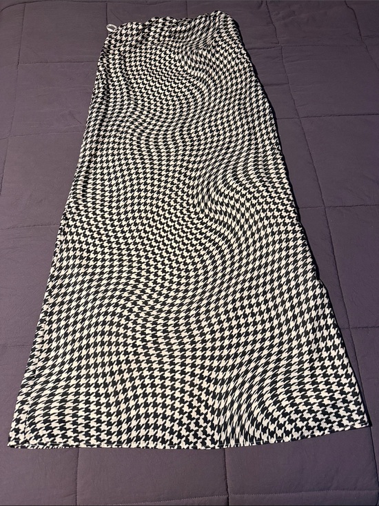 Dresses & Skirts - NWOT Strapless maxi dress